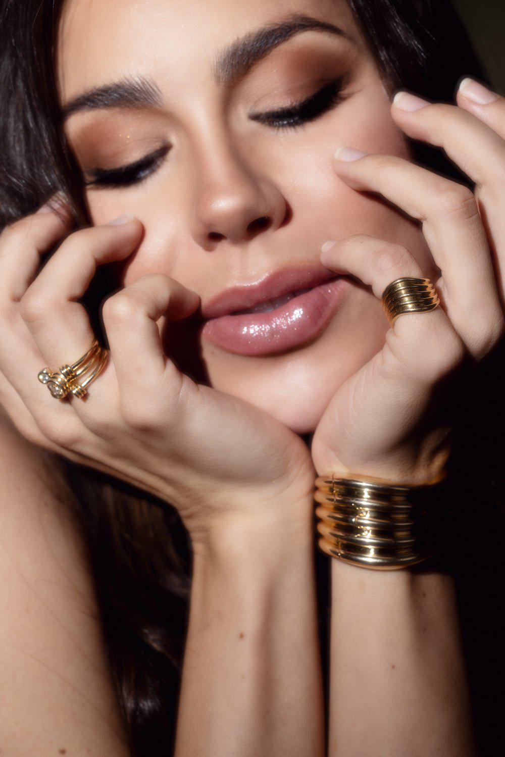 BECK JEWELS-Open Grotto Emerald Ring-YELLOW GOLD