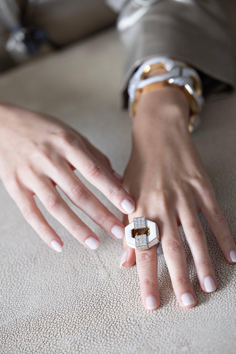 DAVID WEBB-Buckle Ring-YELLOW GOLD