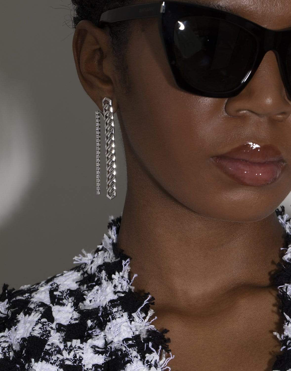 DRIES CRIEL-Bond Signature Earrings VII-WHITE GOLD