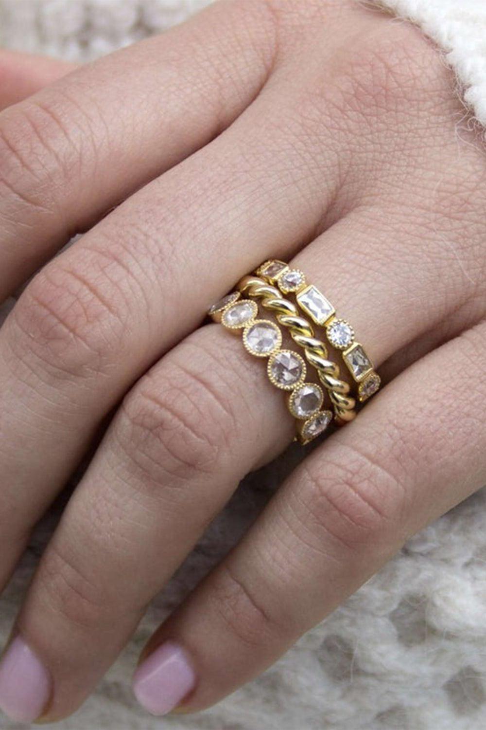 SINGLE STONE-Large Lara Ring-YELLOW GOLD
