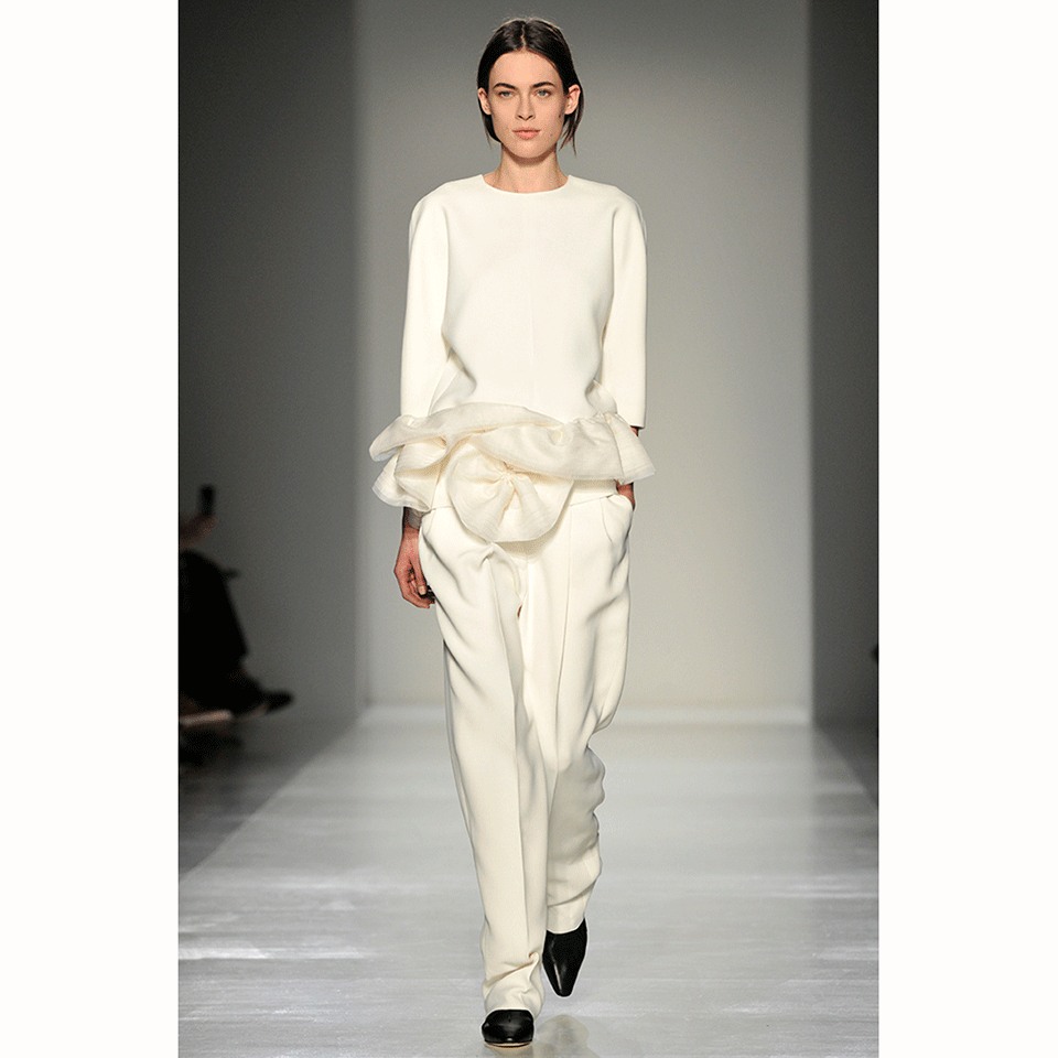 VICTORIA BECKHAM-Boxy Ruffle Hem Top-