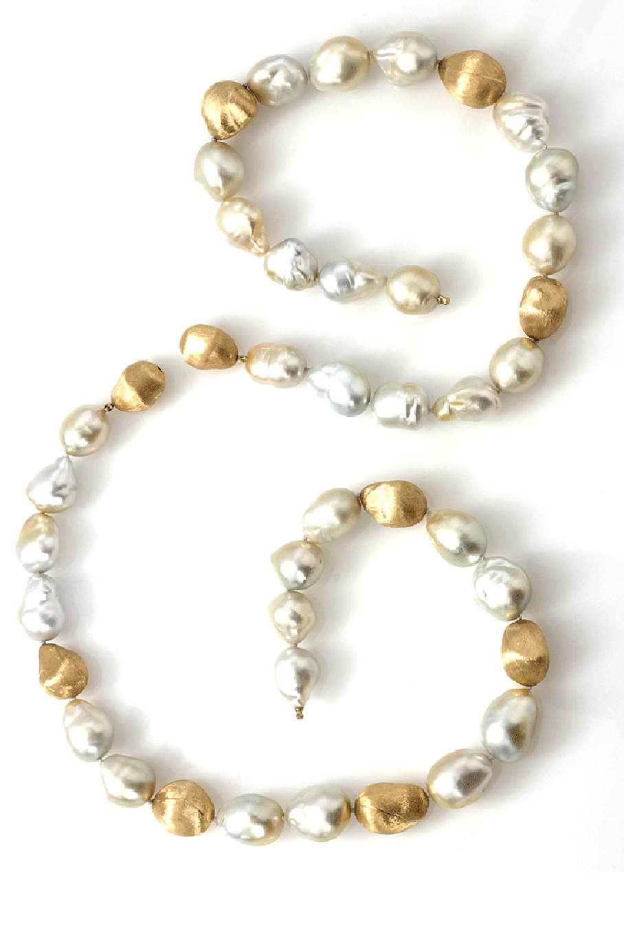 YVEL-Baroque Pearl Necklace-YELLOW GOLD