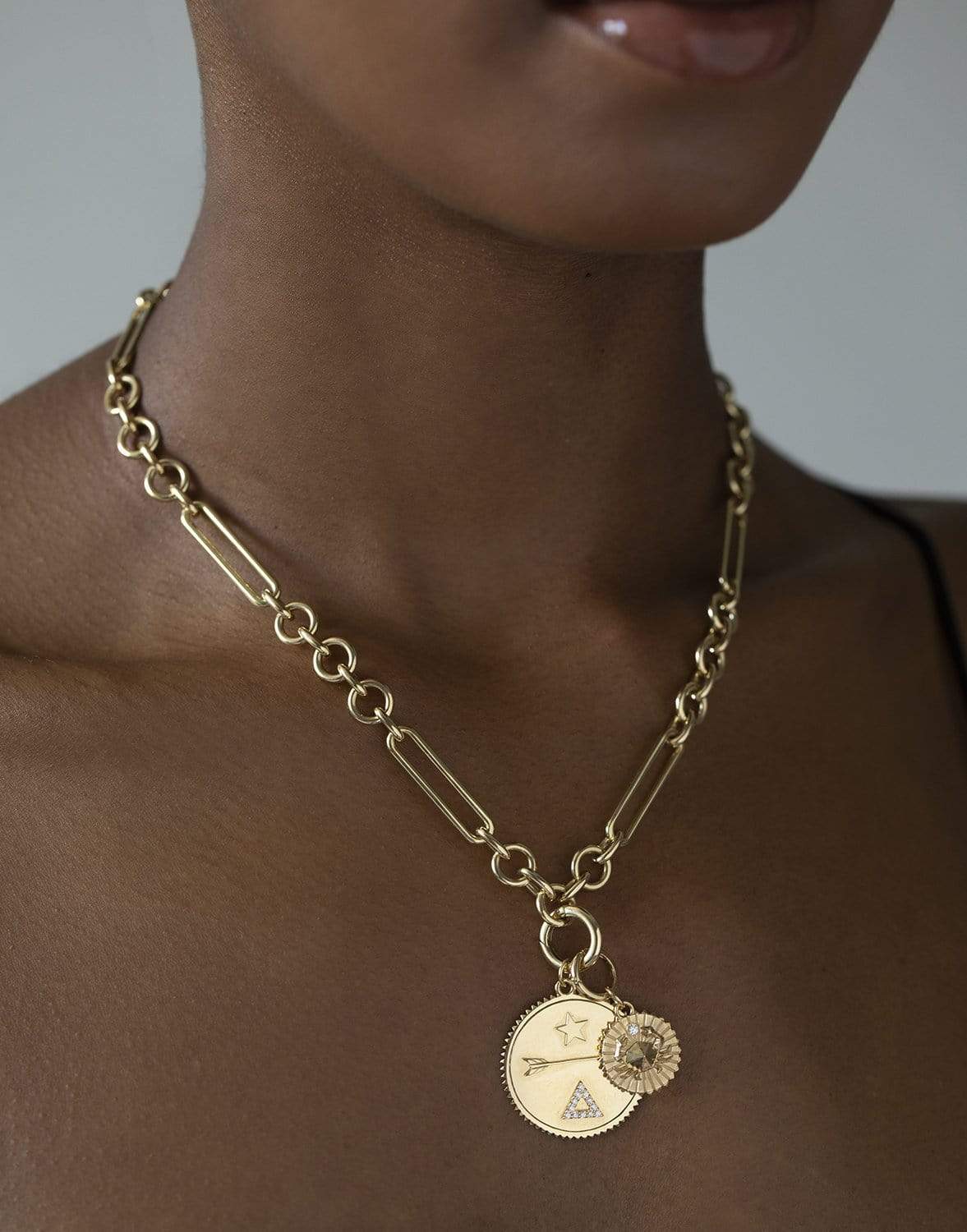 FOUNDRAE-Baby Cancer Medallion-YELLOW GOLD