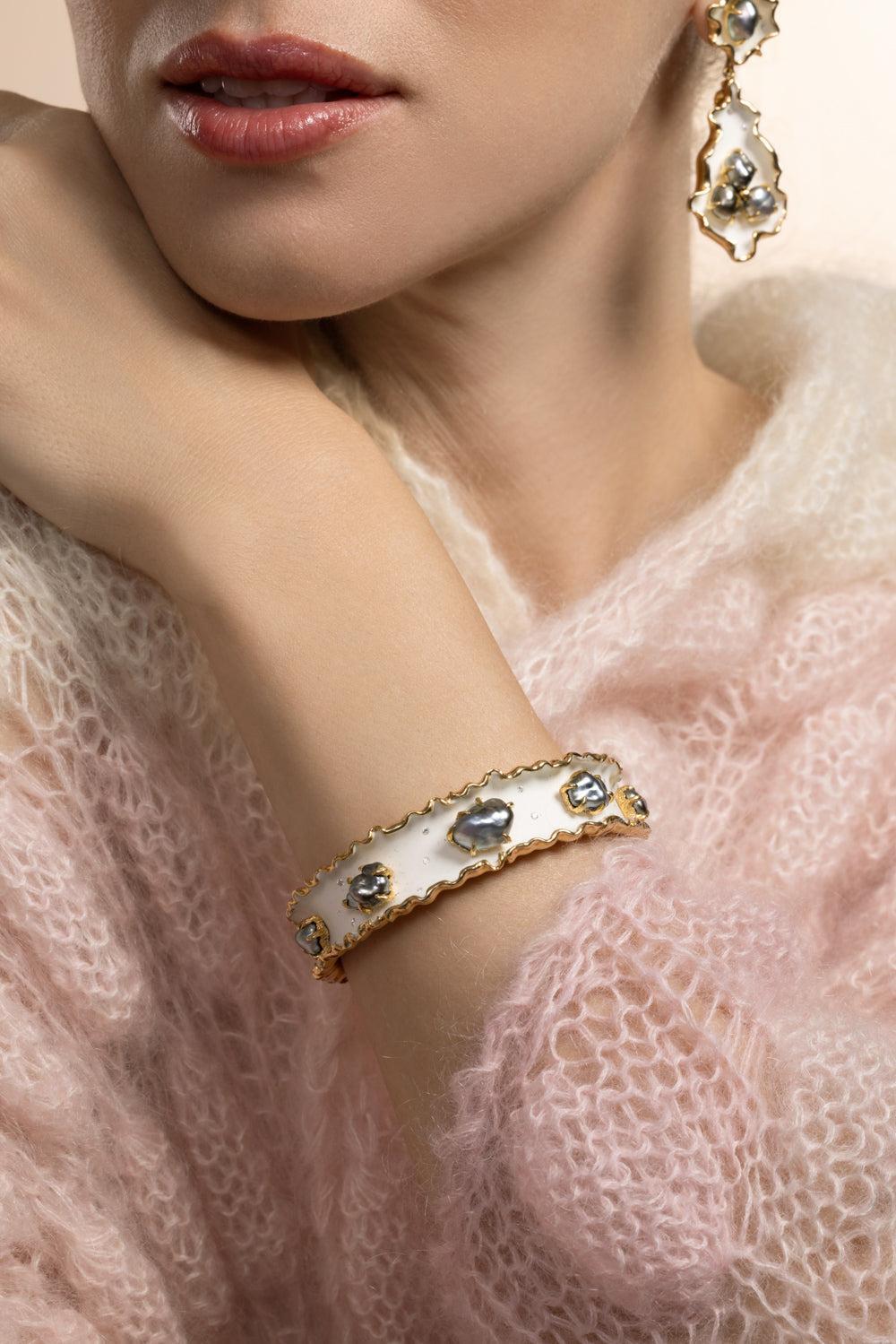 Keshi Pearl White Bracelet-YELLOW GOLD-JEWELRYFINE JEWELBRACELET O-VICTOR VELYAN