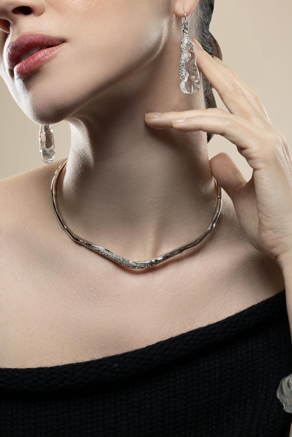 Crystal Solanales Skinny Collar Necklace-SILVER-JEWELRYBOUTIQUENECKLACE O-ALEXIS BITTAR