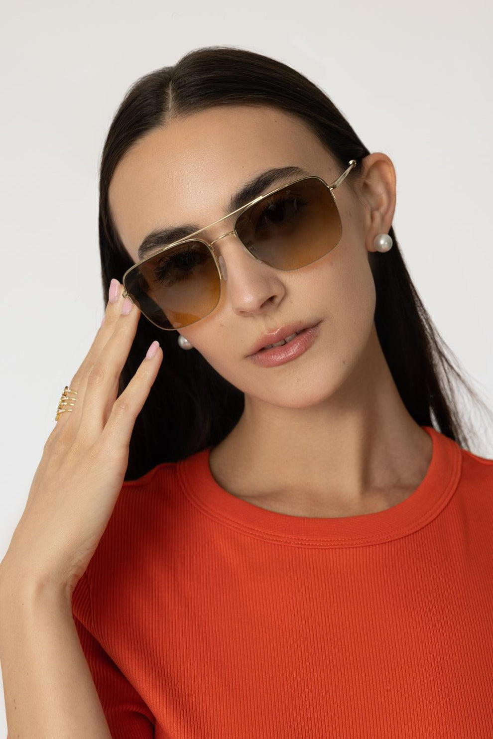 R-2 Sunglasses | OLIVER PEOPLES – Marissa Collections display picture 2