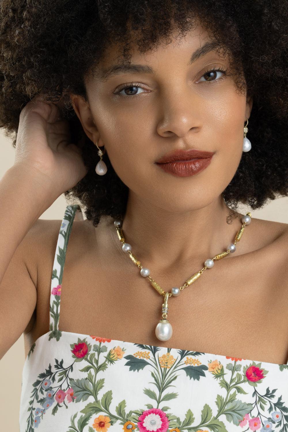 Akoya Pearl Bullet Necklace-YELLOW GOLD-30-JEWELRYFINE JEWELEARRING-SYLVA & CIE