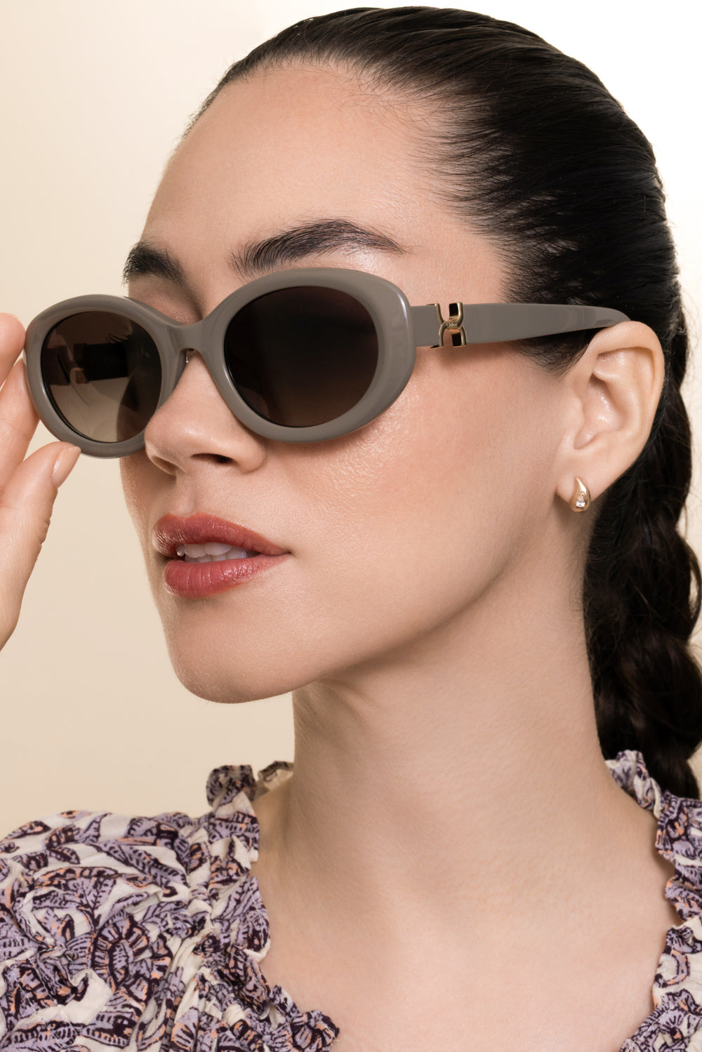 Timeless Oval Sunglasses