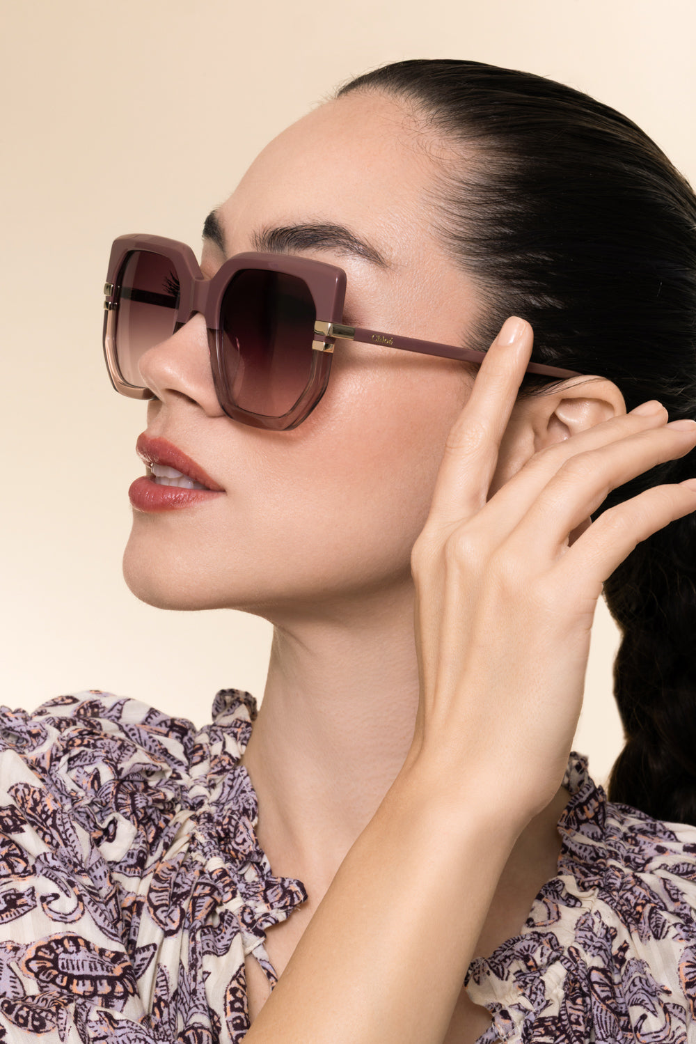 Iconic Butterfly Frame Sunglasses