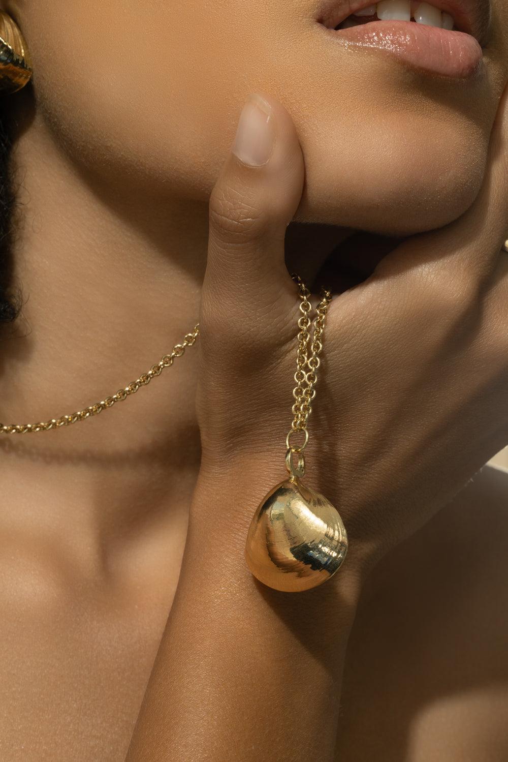 Shell Charm Necklace-YELLOW GOLD-JEWELRYFINE JEWELNECKLACE O-CADAR