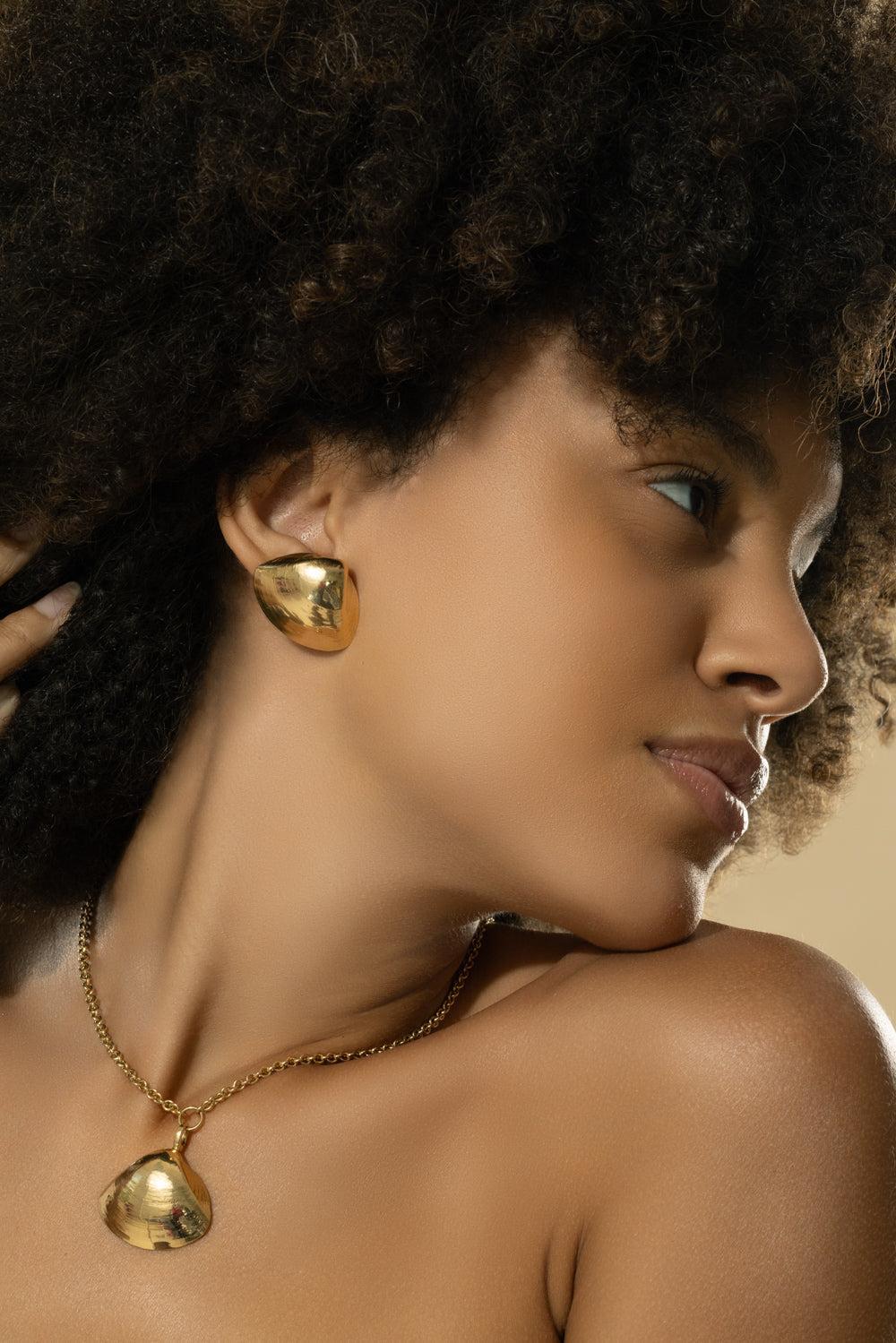 70's Shell Earrings-YELLOW GOLD-JEWELRYFINE JEWELEARRING-CADAR