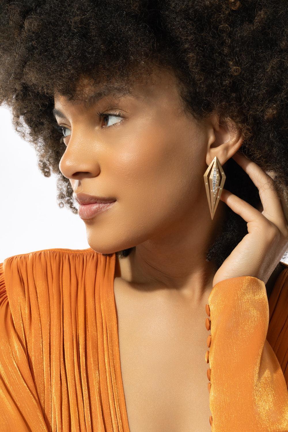 Seamless Diamond Earrings-YELLOW GOLD-JEWELRYFINE JEWELEARRING-ARUNASHI