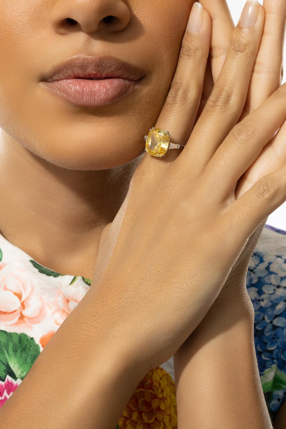 Canary Cushion Baguette Ring-WHITE GOLD-7-JEWELRYBOUTIQUERING-FANTASIA by DESERIO