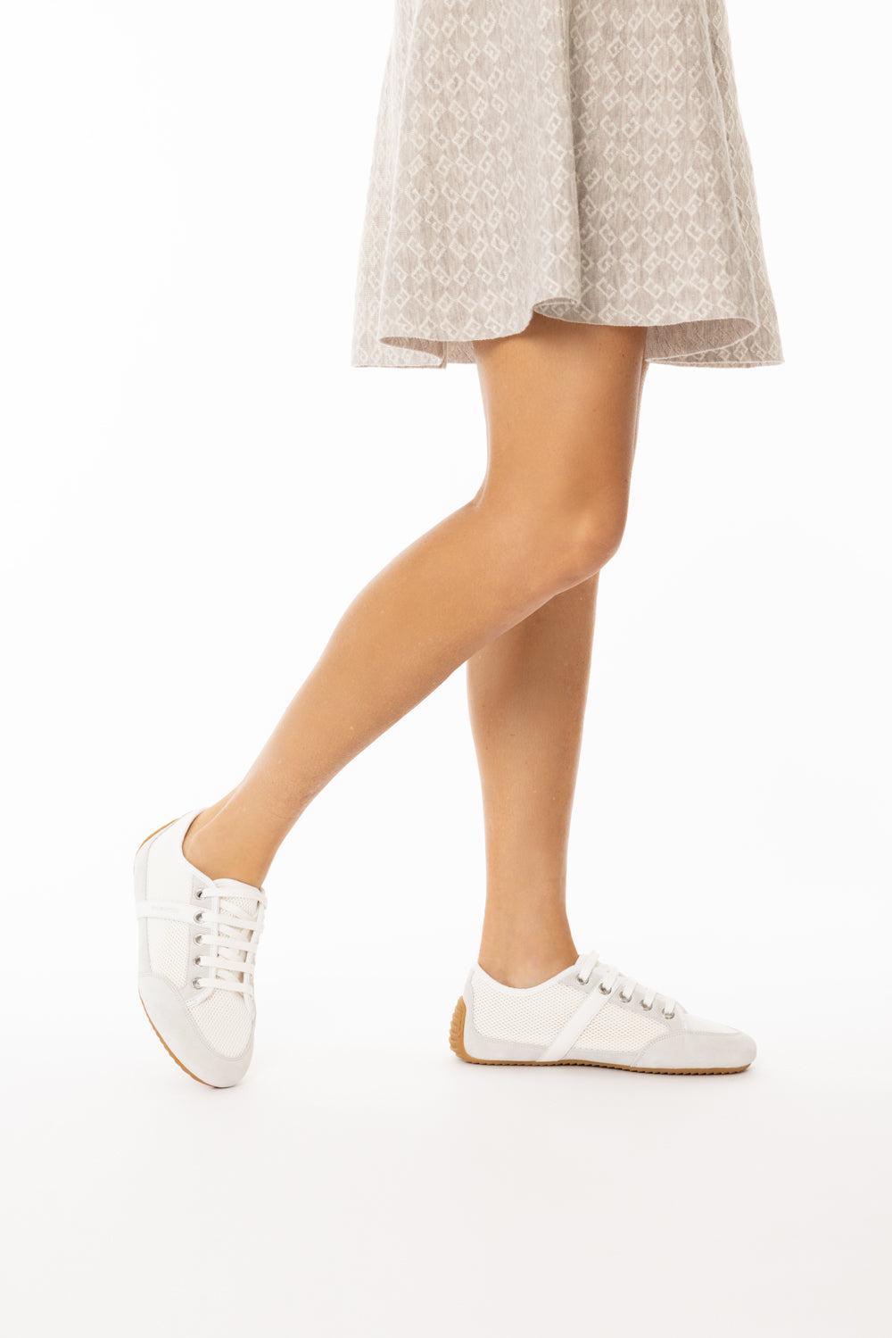 スニーカー GIVENCHY Women Sneakers BE0042E22L100 WHITE Givenchy Sneakers Women Leather White | B-Exit – B-Exit top