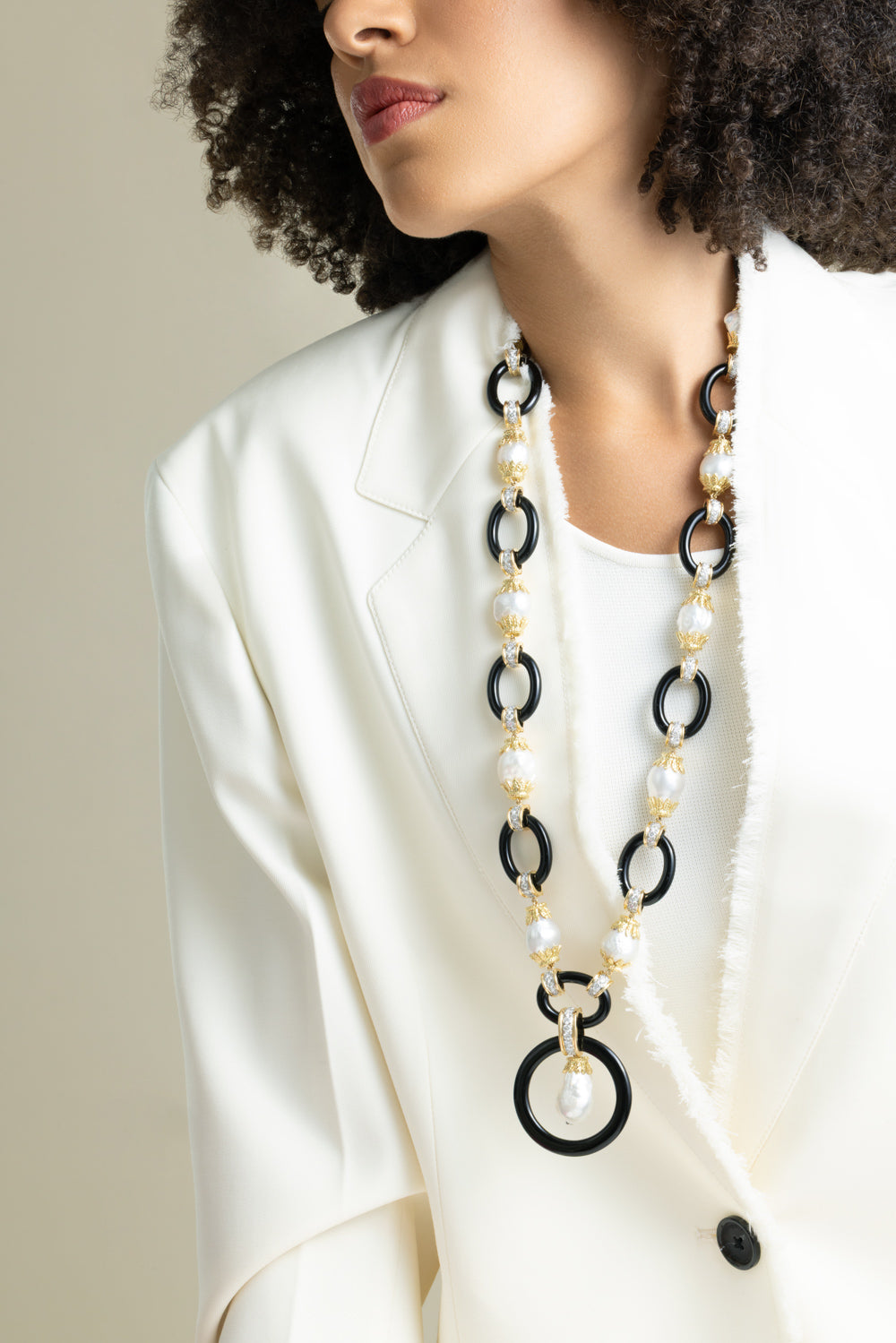 Pearl Black Link Necklace