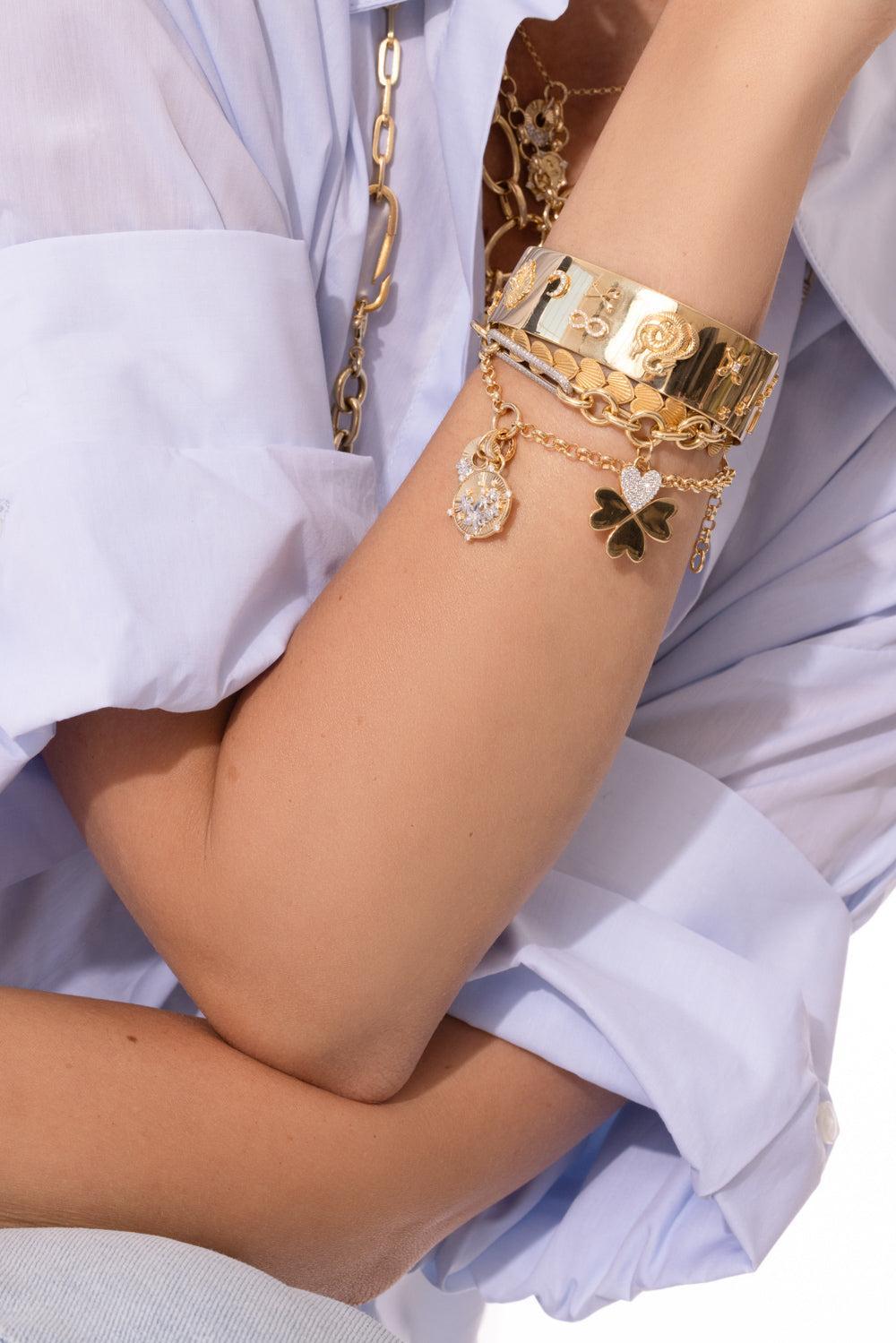 Blossoms Baby Medallion-YELLOW GOLD-JEWELRYFINE JEWELPENDANT-FOUNDRAE