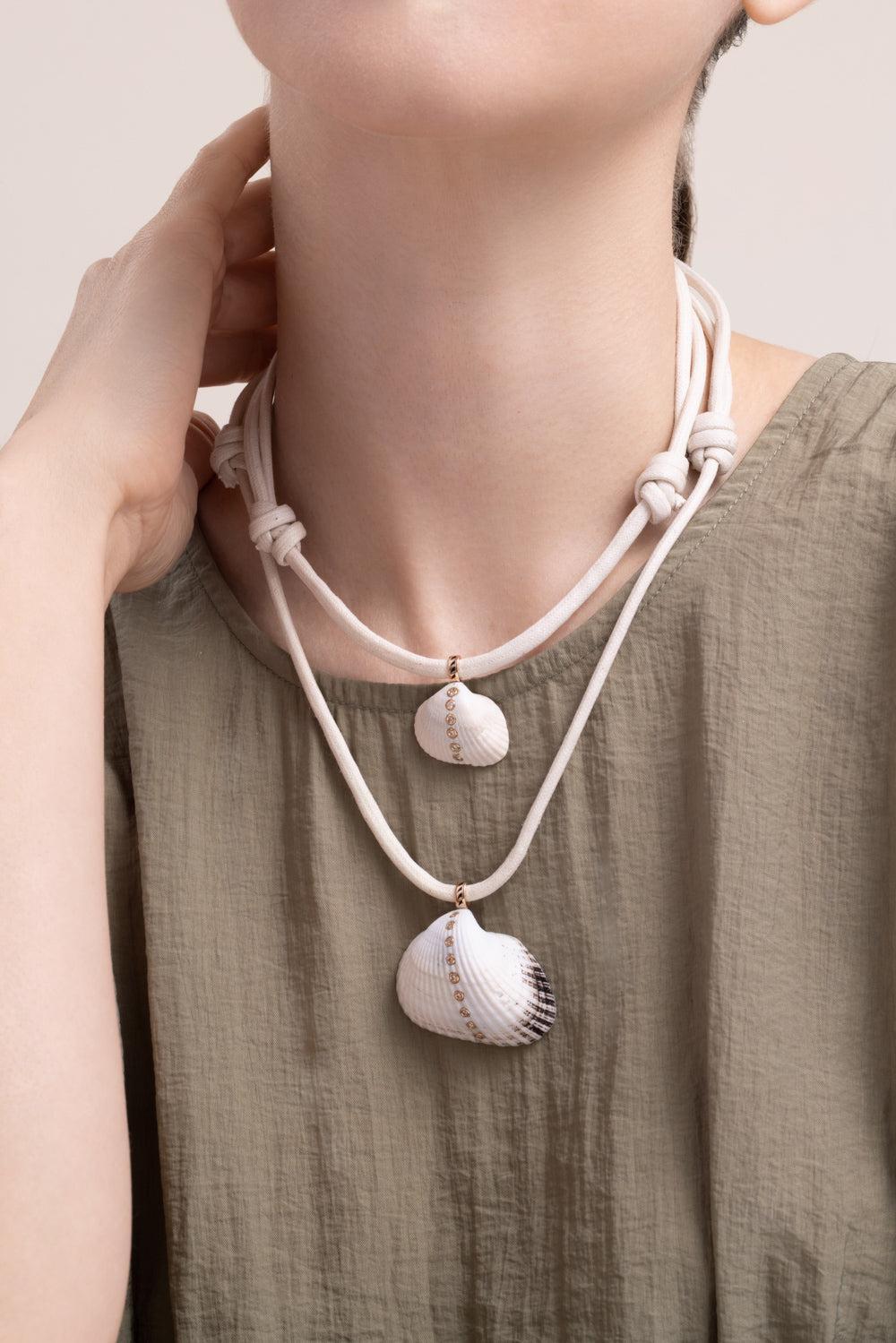 Diamond Edul Shell Charm-ROSE GOLD-JEWELRYFINE JEWELNECKLACE O-DEZSO BY SARA BELTRAN