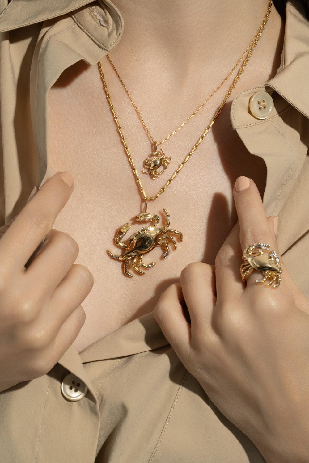 Large Cancer Zodiac Necklace-YELLOW GOLD-18-JEWELRYFINE JEWELNECKLACE O-BRENT NEALE