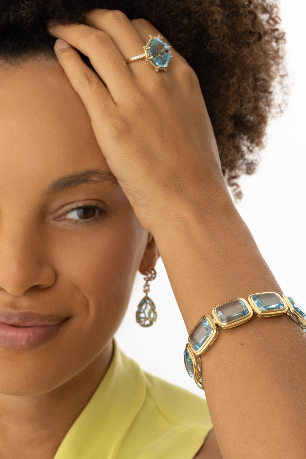 Blue Topax Cushion Cut Manhattan Bracelet-YELLOW GOLD-JEWELRYFINE JEWELBRACELET O-GOSHWARA