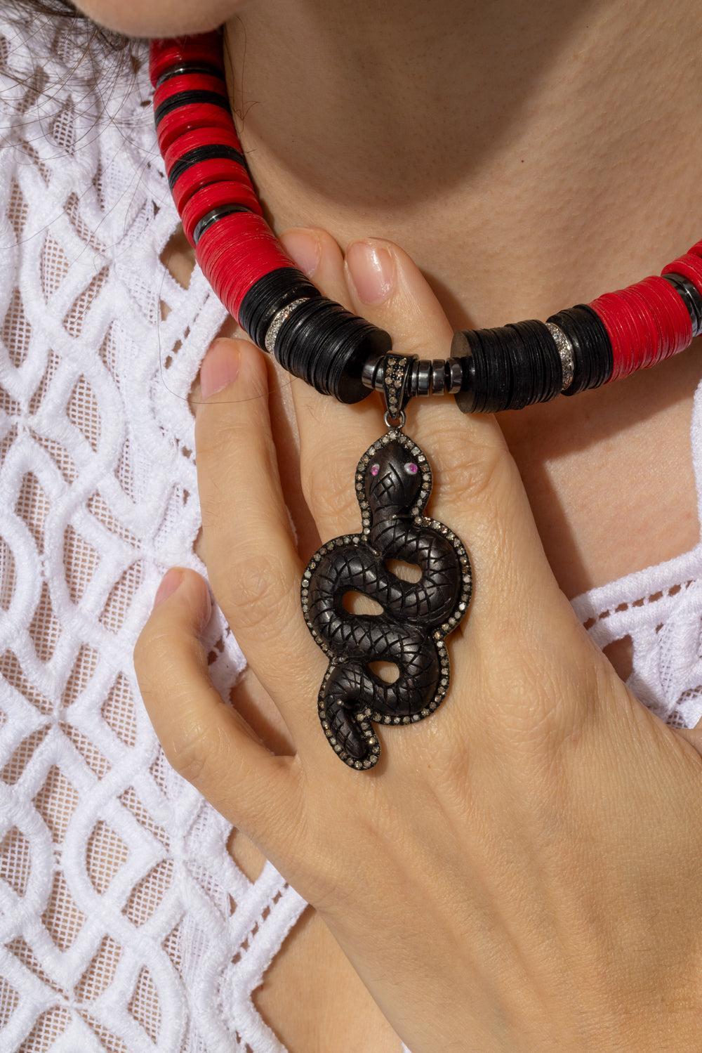 Black Red Beaded Snake Necklace-BLACK-JEWELRYBOUTIQUENECKLACE O-HIJAS DE PUKA