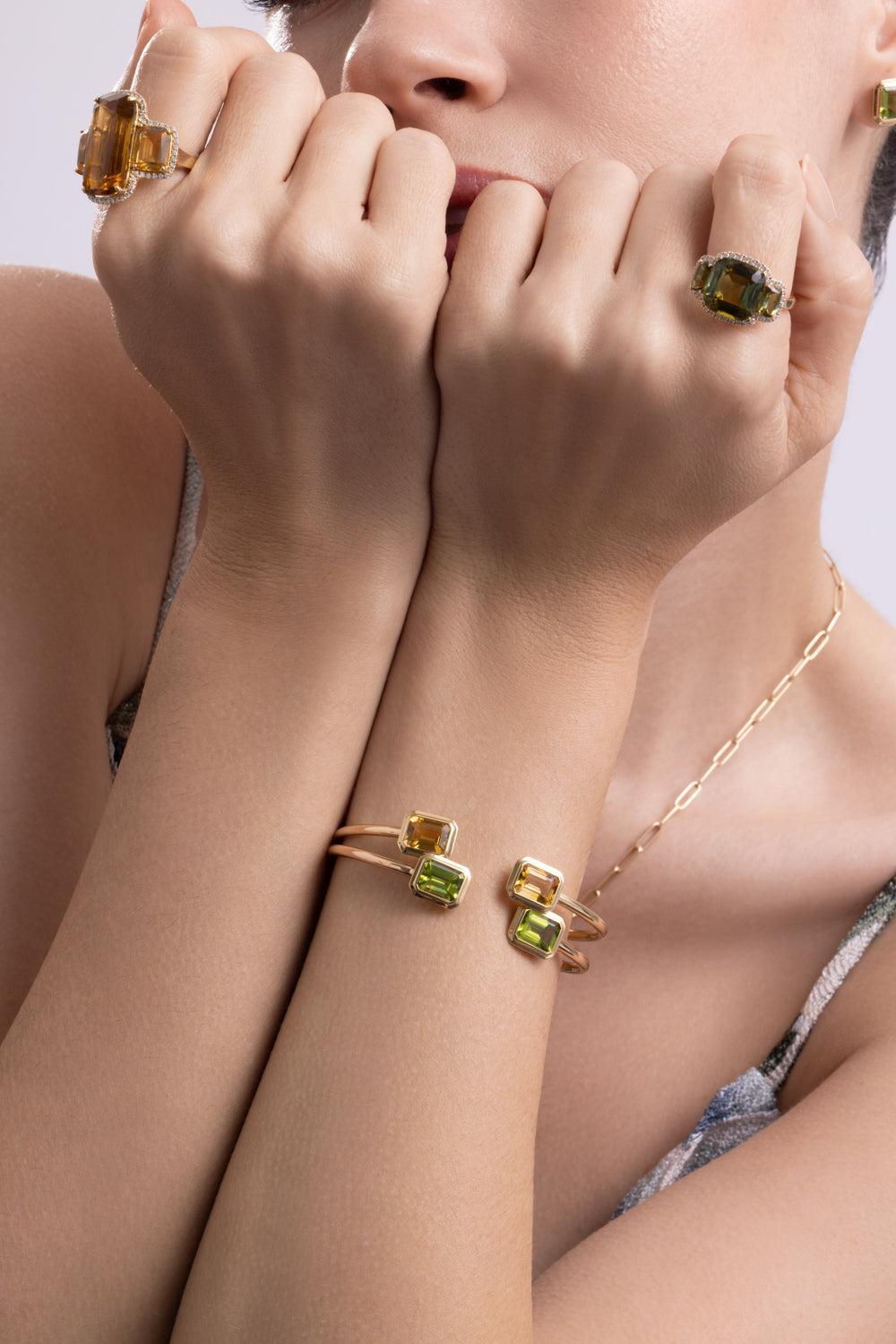 Peridot Round Flexible Manhattan Bangle Bracelet-YELLOW GOLD-JEWELRYFINE JEWELBRACELET O-GOSHWARA