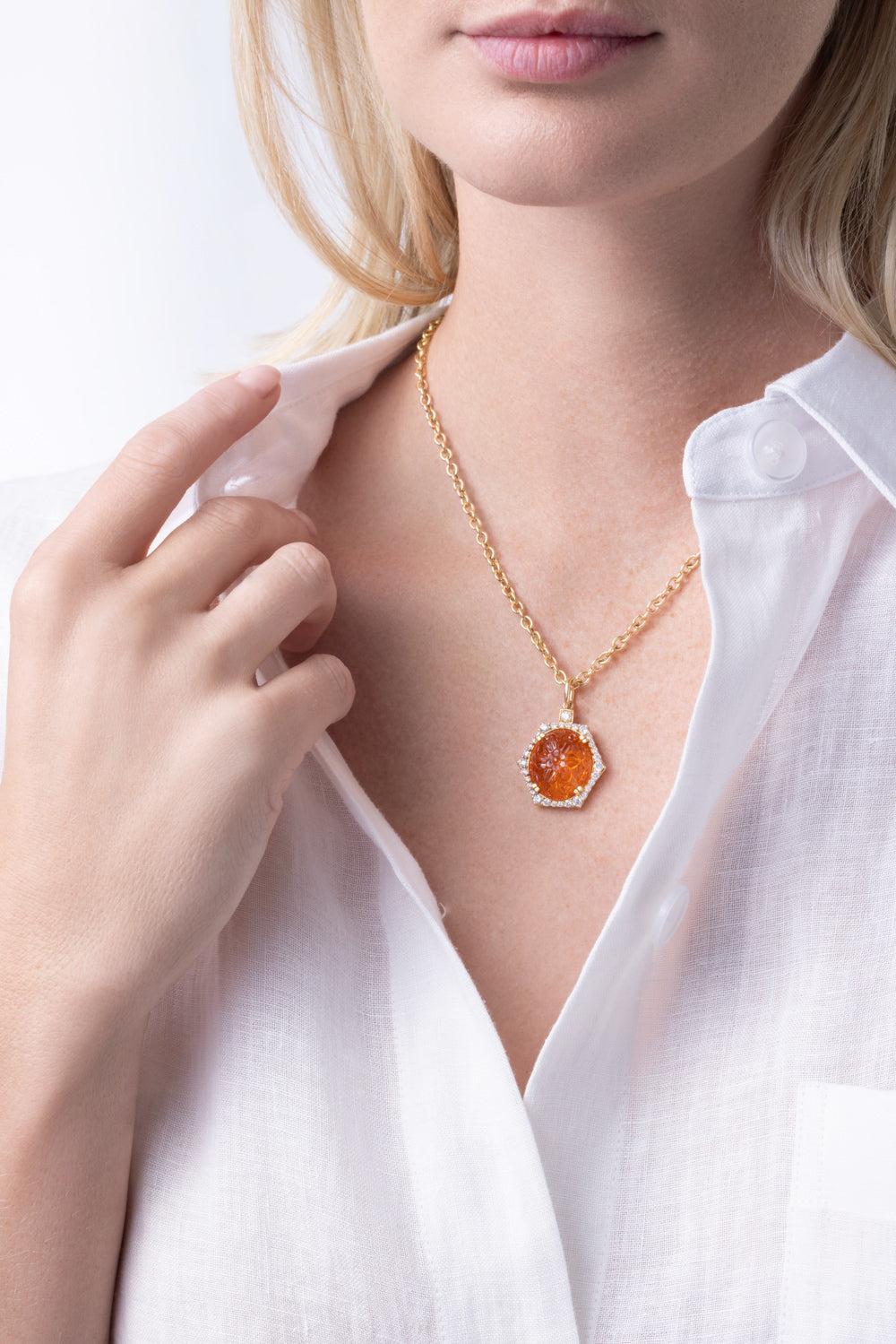 Mandarin Garnet Pendant Necklace-YELLOW GOLD-18-JEWELRYFINE JEWELNECKLACE O-GOSHWARA