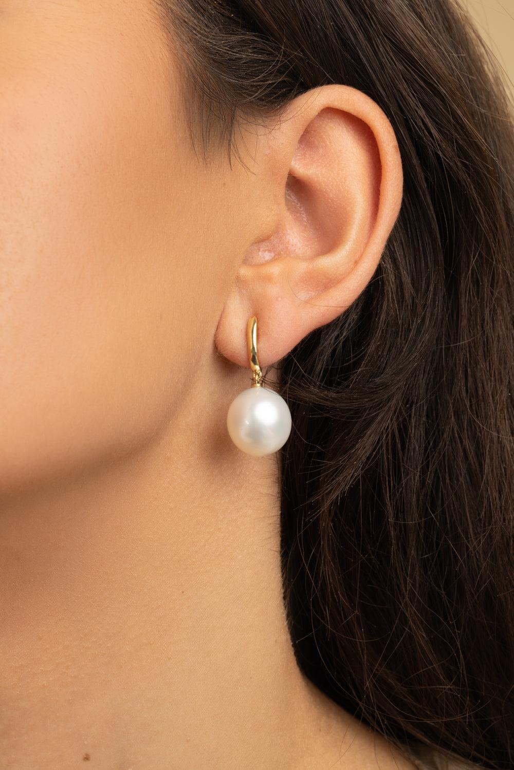 South Sea Pearl Hook Earrings-YELLOW GOLD-JEWELRYFINE JEWELEARRING-SIDNEY GARBER