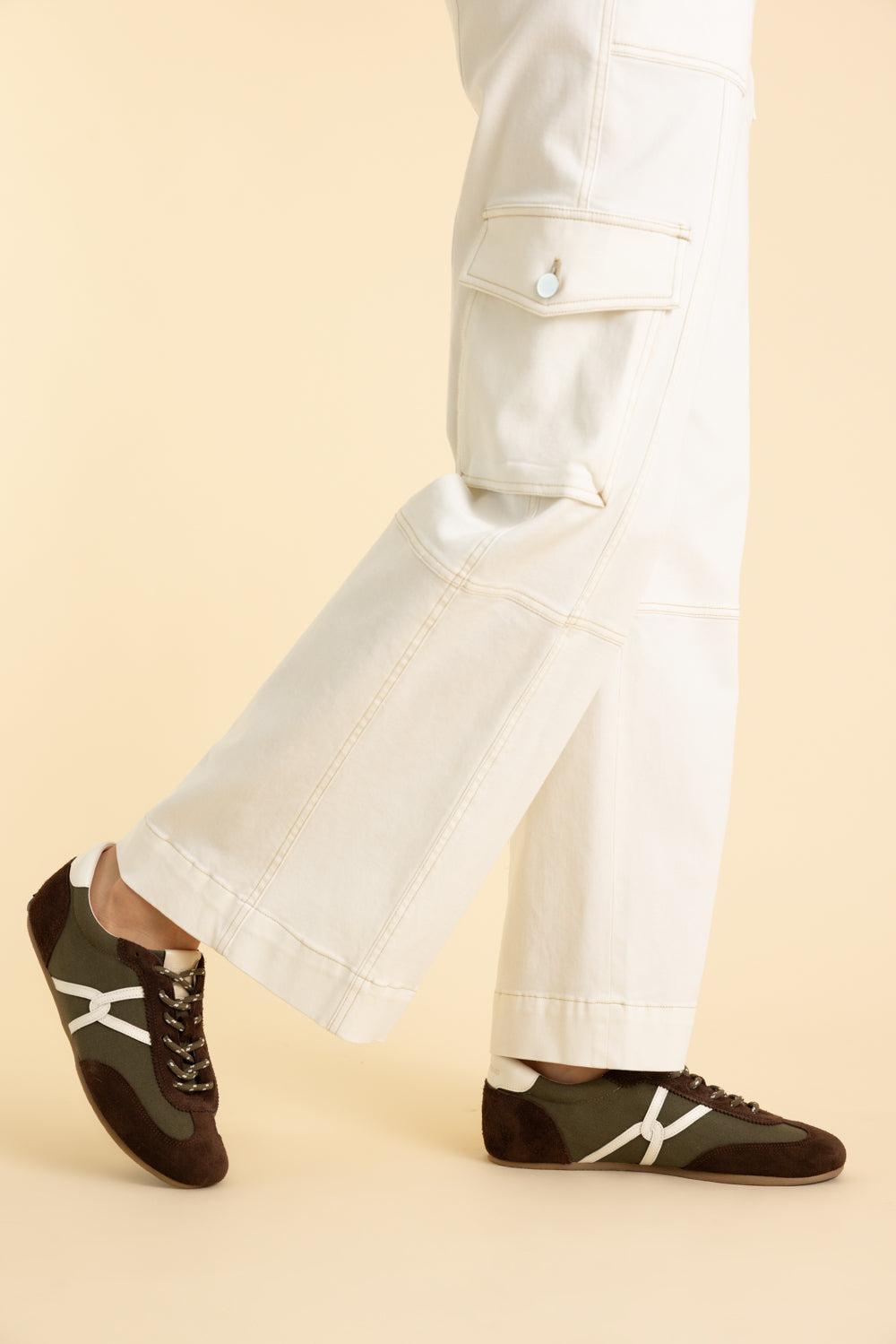 ねば テラヴィ BR58 RL Riviera Sneaker | VERONICA BEARD – Marissa Collections