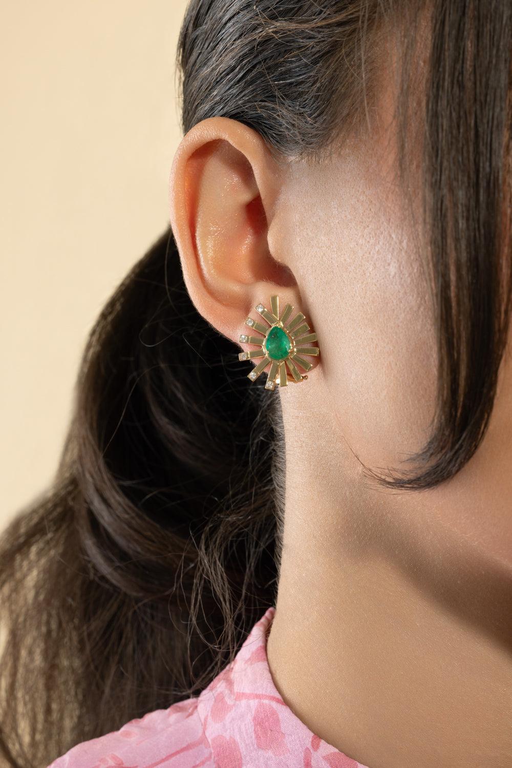 Emerald Mini La Belle Earrings-YELLOW GOLD-JEWELRYFINE JEWELEARRING-CAROL KAUFFMANN