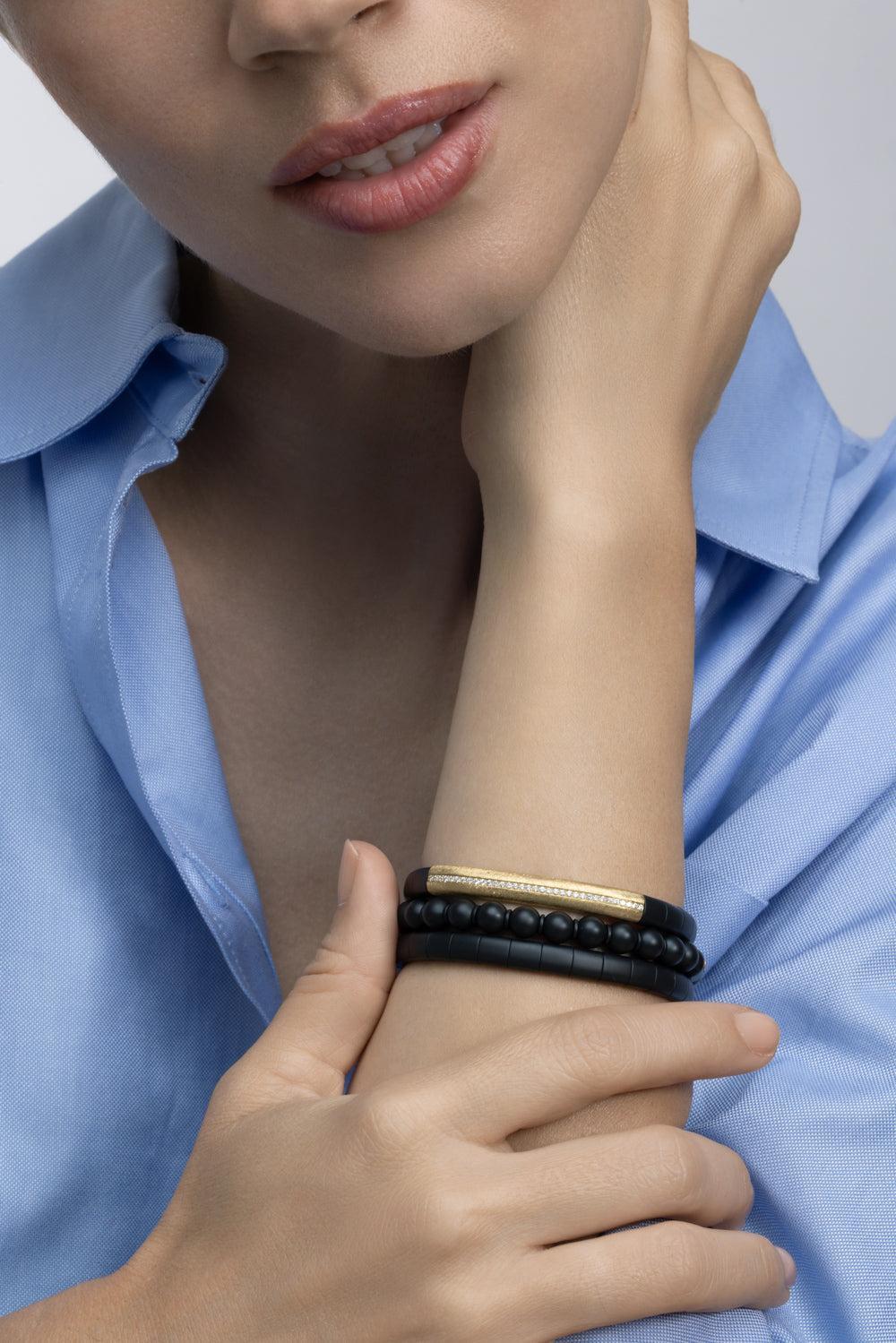Diamond Bar Black Satin Ceramic Bracelet-YELLOW GOLD-JEWELRYFINE JEWELBRACELET O-ROBERTO DEMEGLIO