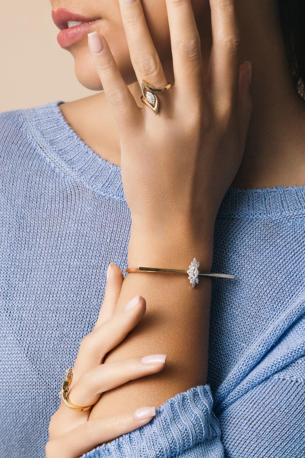 Diamond Golden Strada Bangle Bracelet-YELLOW GOLD-JEWELRYFINE JEWELBRACELET O-YEPREM JEWELLERY