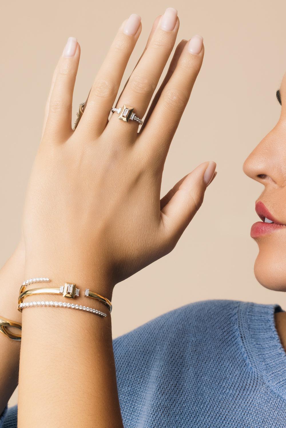 Diamond Baguette Center Golden Strada Ring-YELLOW GOLD-6.75-JEWELRYFINE JEWELRING-YEPREM JEWELLERY