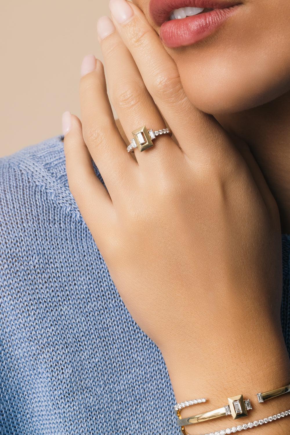 Diamond Baguette Center Golden Strada Ring-YELLOW GOLD-6.75-JEWELRYFINE JEWELRING-YEPREM JEWELLERY