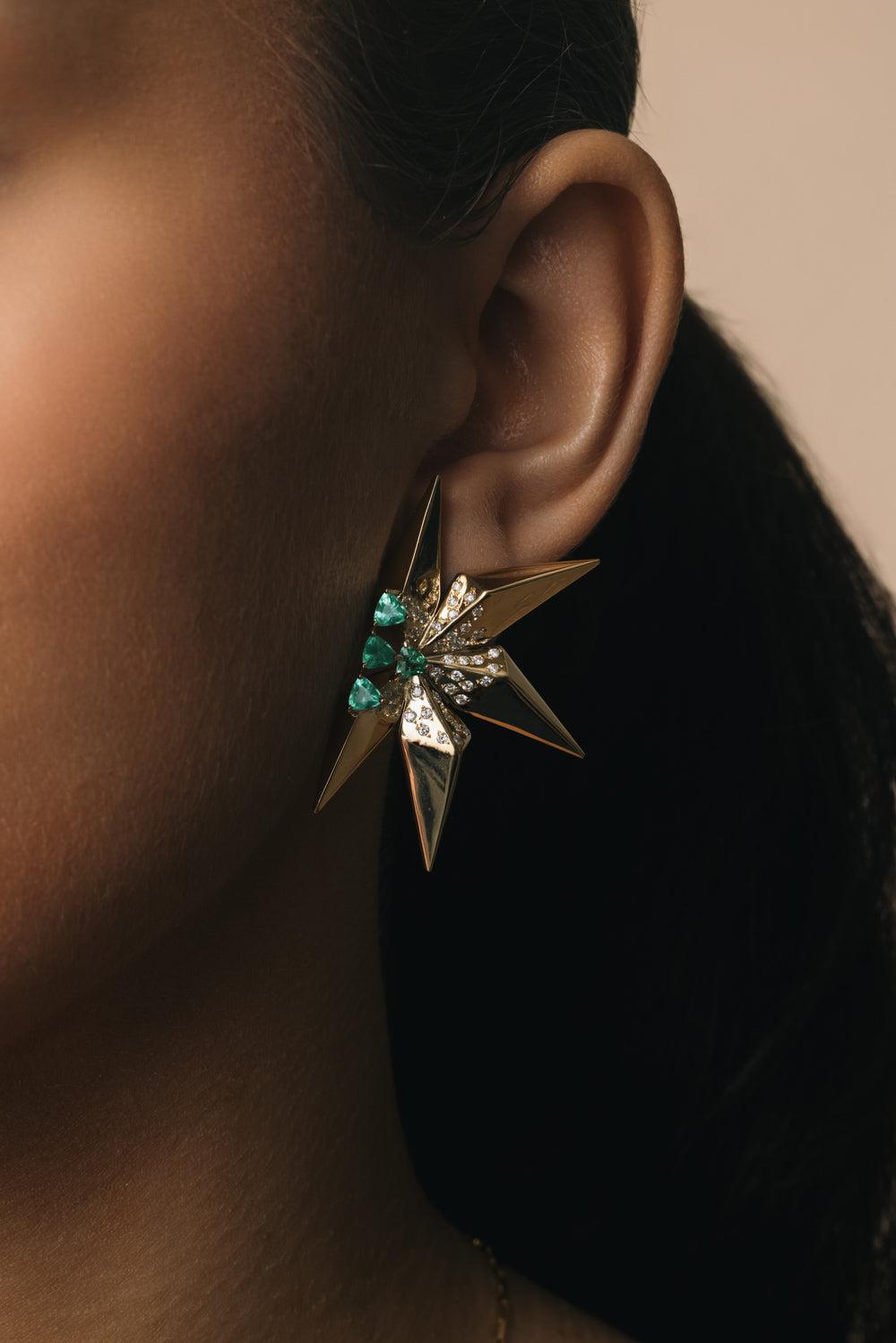 Emerald Etoile Laila Earrings-YELLOW GOLD-JEWELRYFINE JEWELEARRING-CAROL KAUFFMANN