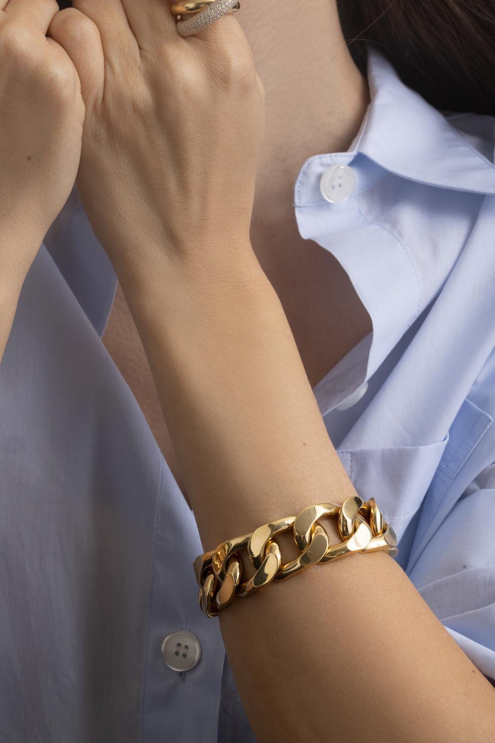 Medium Cuban Link Bracelet-YELLOW GOLD-8-JEWELRYFINE JEWELBRACELET O-ENGELBERT 1920