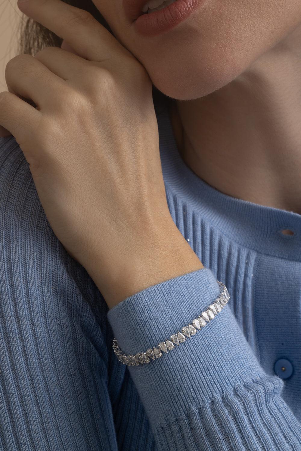 Pear Cut Diamond Tennis Bracelet-WHITE GOLD-JEWELRYFINE JEWELBRACELET O-ARZANO