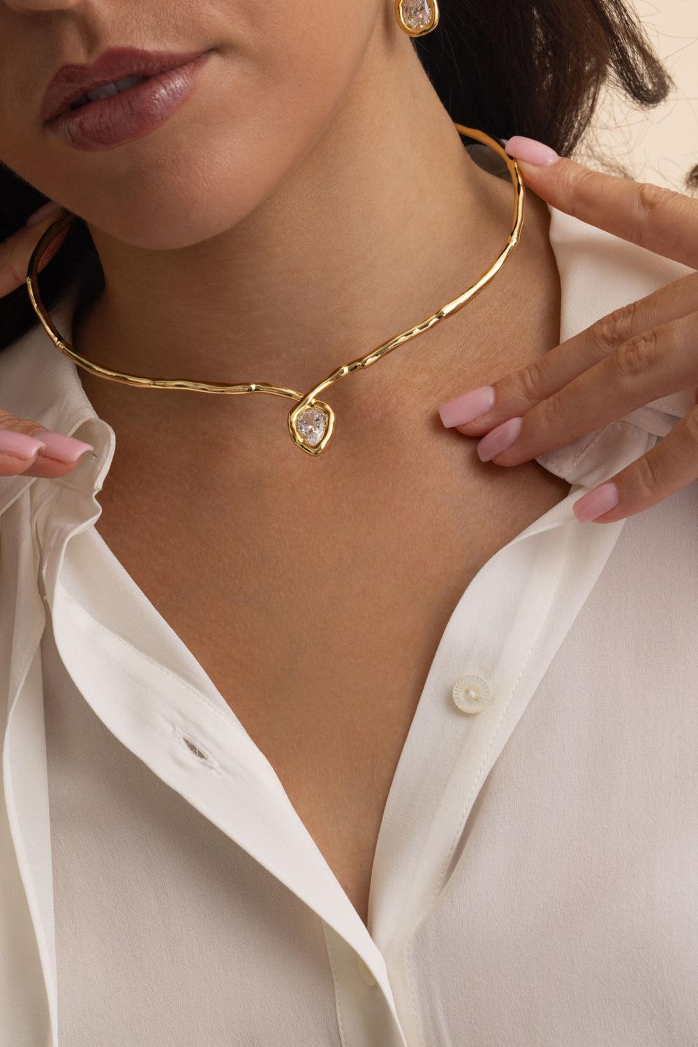 Crystal Solanales Teardrop Pendant Collar Necklace-YELLOW-JEWELRYFINE JEWELNECKLACE O-ALEXIS BITTAR