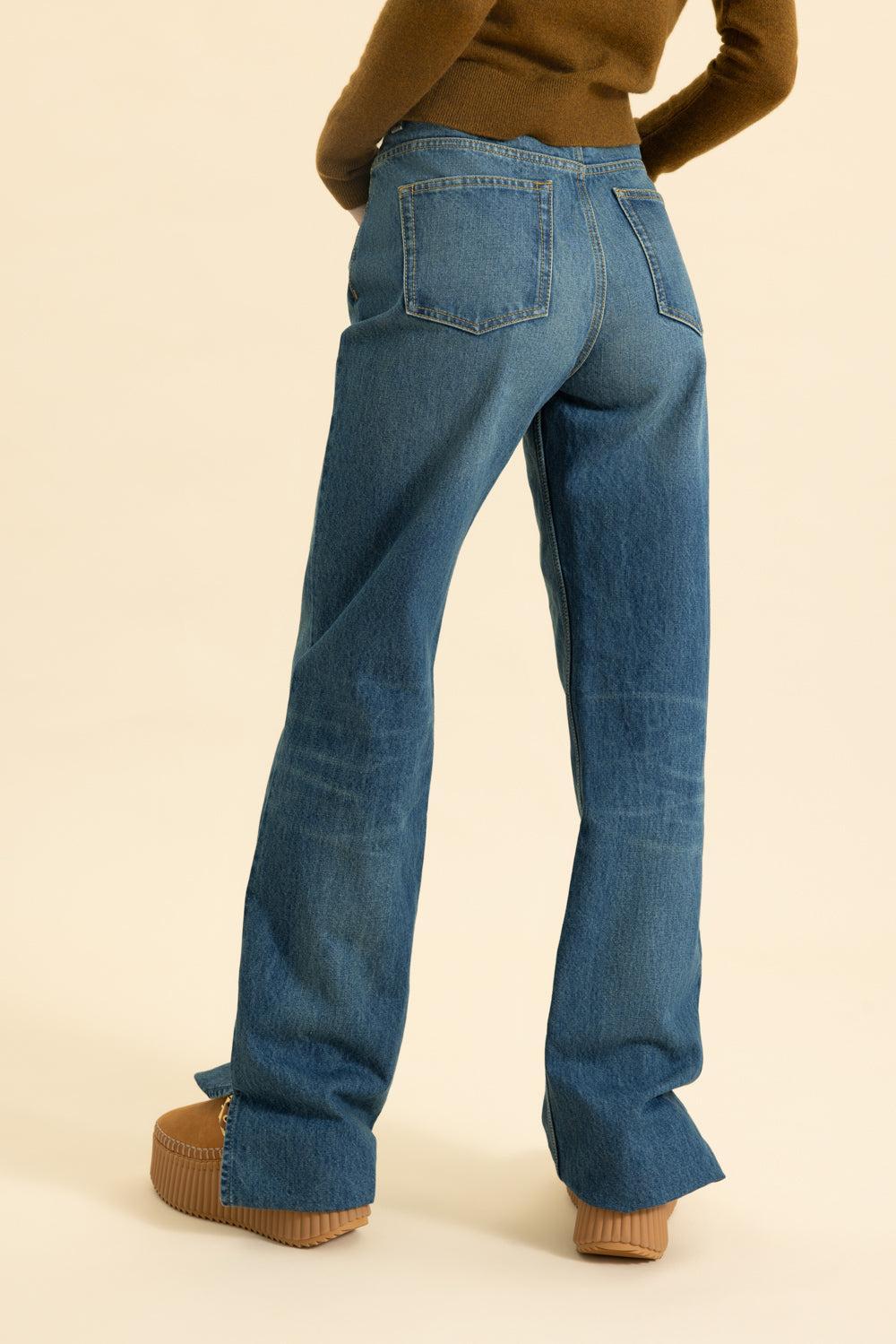 Split Hem Straight Jeans-FADEDIND-26-CLOTHINGPANTDENIM-CHLOÉ