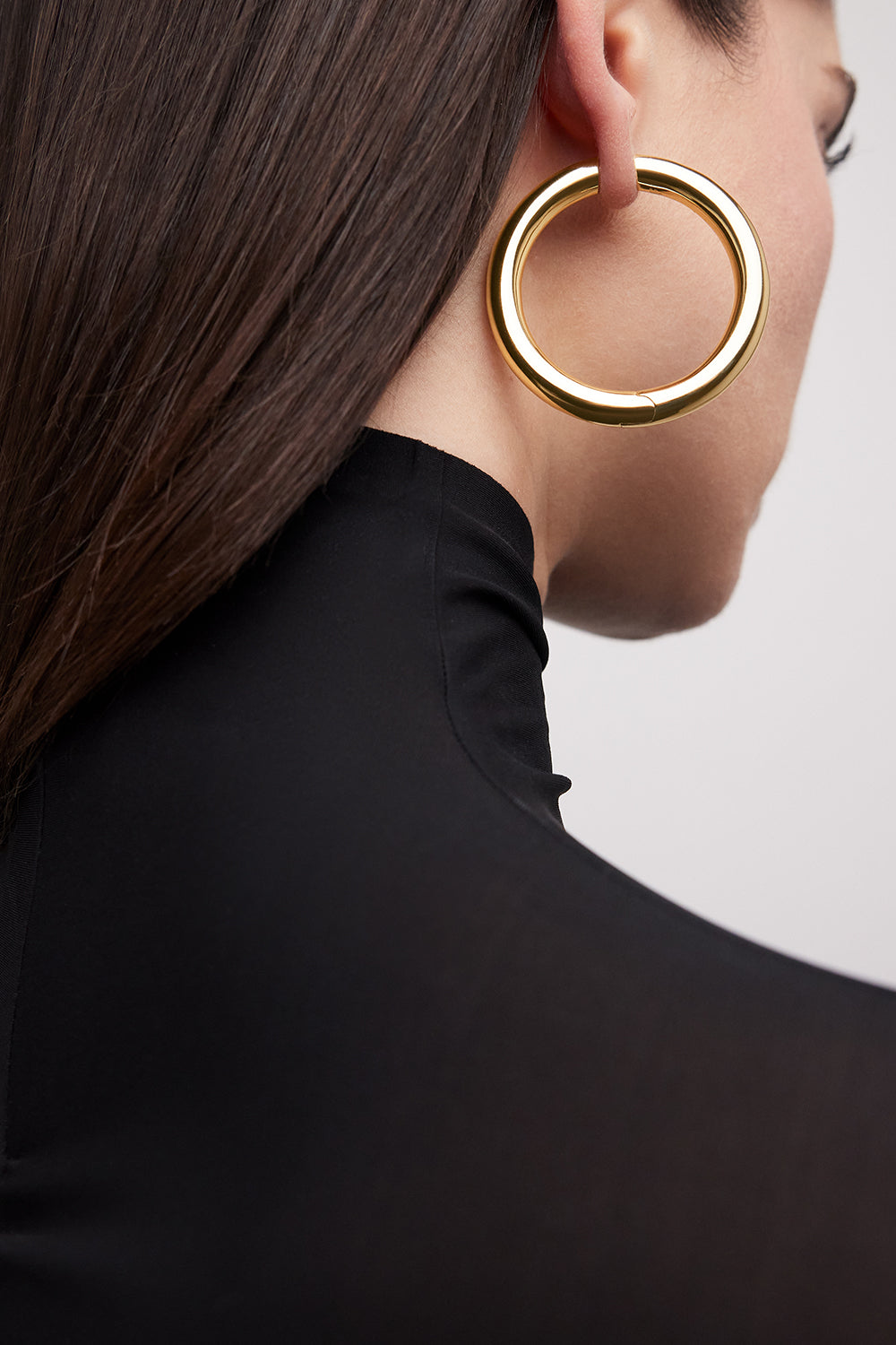 Baby Samira Hinged Hoop Earrings - Yellow Gold - 1.5in