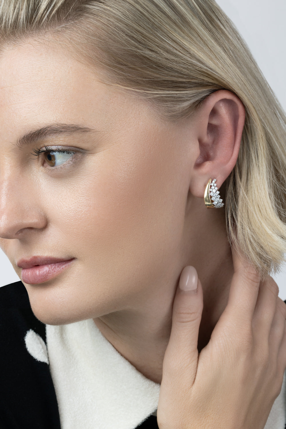  Diamond Section Earrings-YELLOW GOLD-JEWELRYFINE JEWELEARRING-SOFIA LAROUSSI 