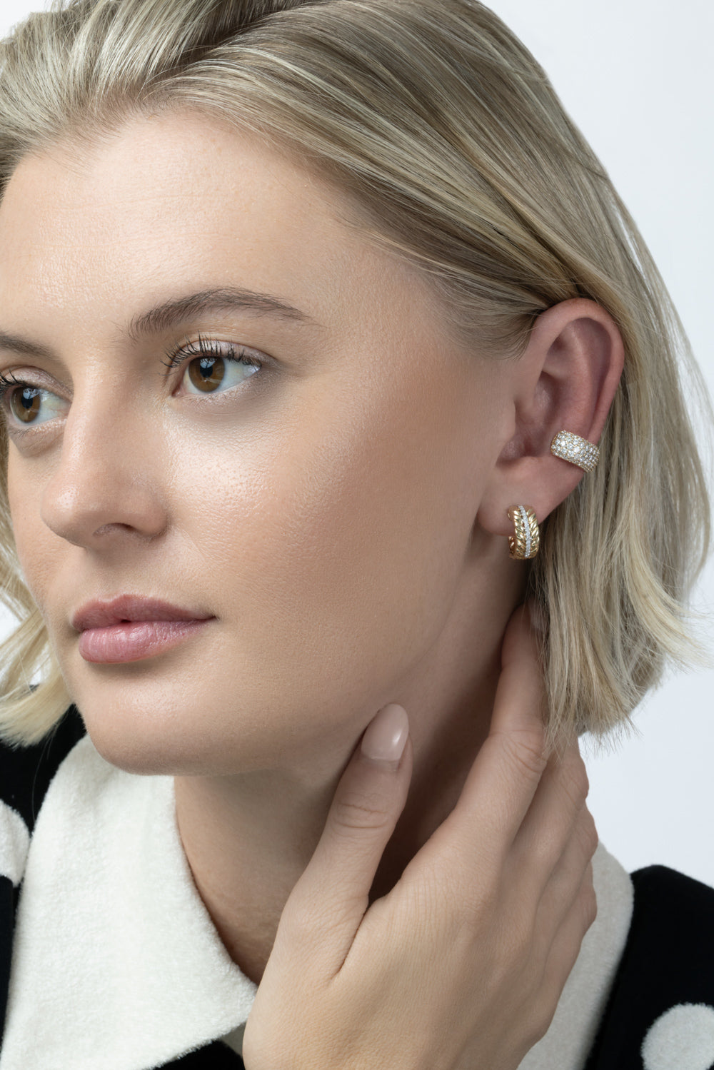  Diamond Line Texture Earrings-YELLOW GOLD-JEWELRYFINE JEWELEARRING-SOFIA LAROUSSI 