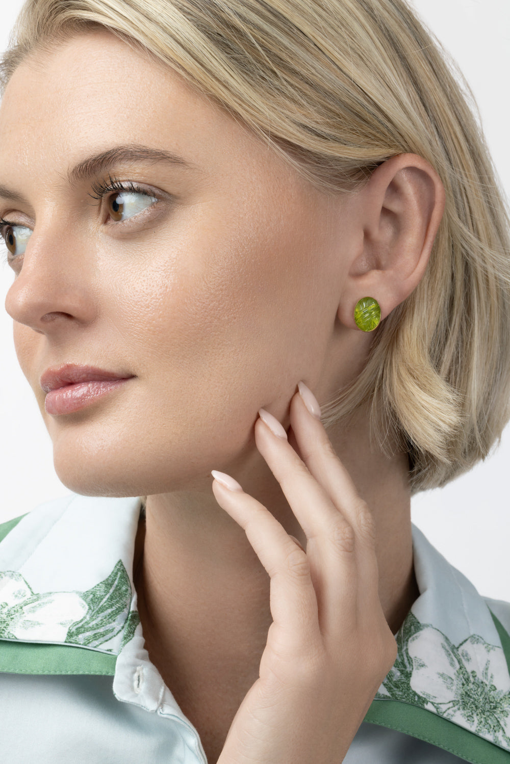 Peridot Oval Carved Earrings-YELLOW GOLD-JEWELRYFINE JEWELEARRING-GAYA JOYAS