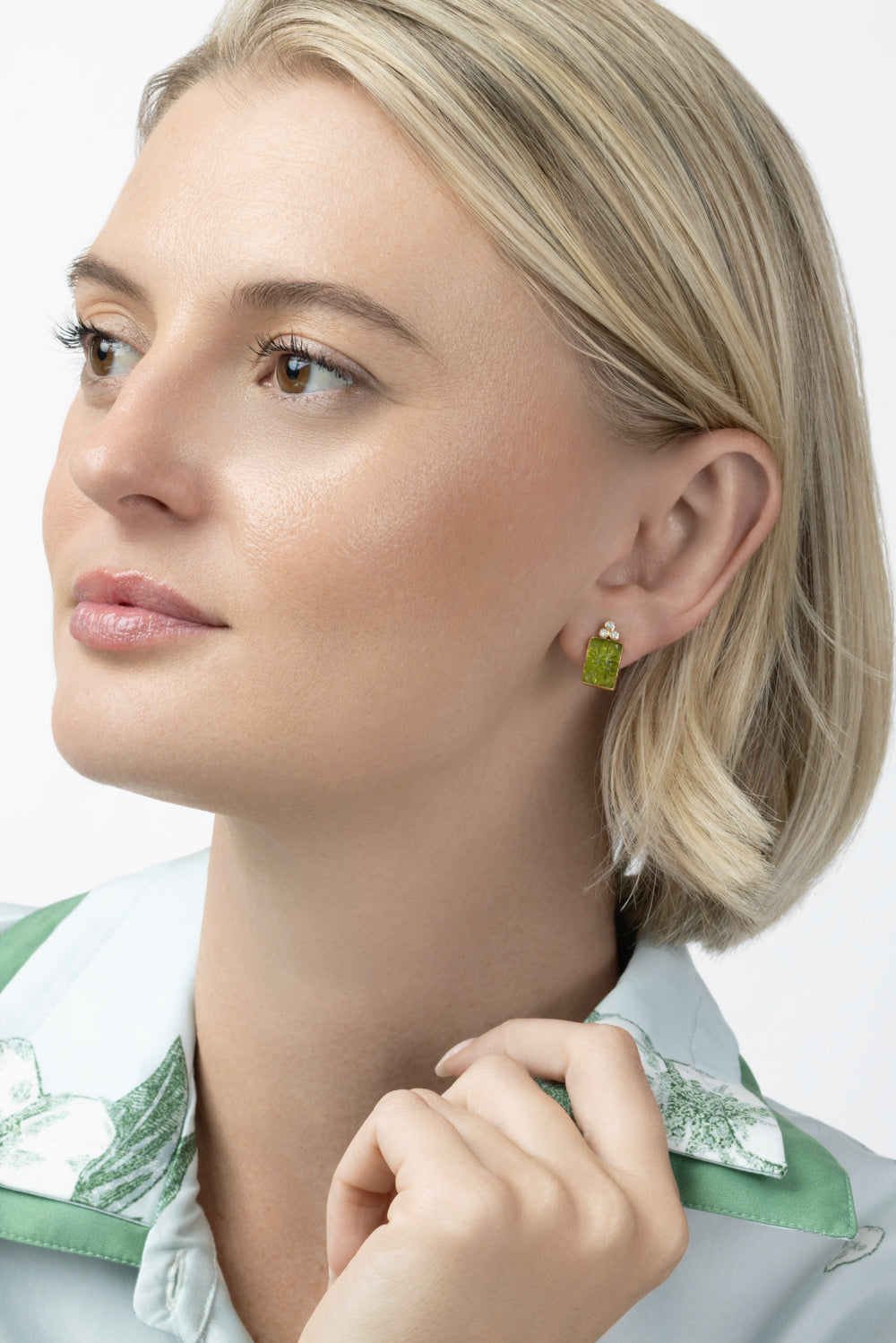  Peridot Diamod Rectangle Carved Earrings-YELLOW GOLD-JEWELRYFINE JEWELEARRING-GAYA JOYAS 