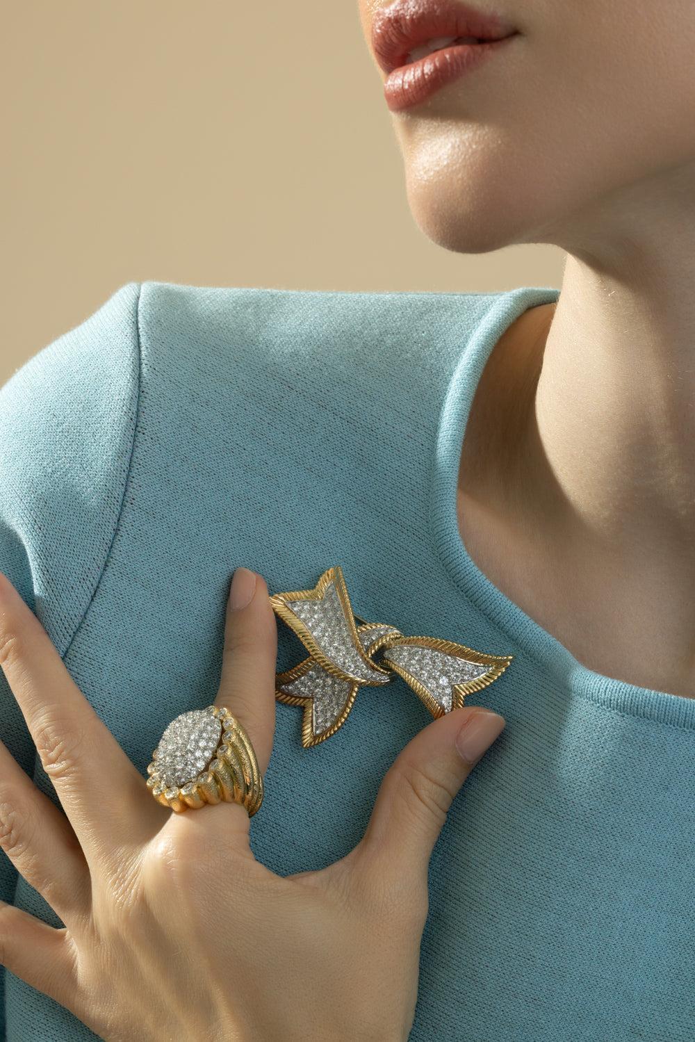 Diamond Small Ribbon Brooch-YELLOW GOLD-JEWELRYFINE JEWELPIERCING-DAVID WEBB