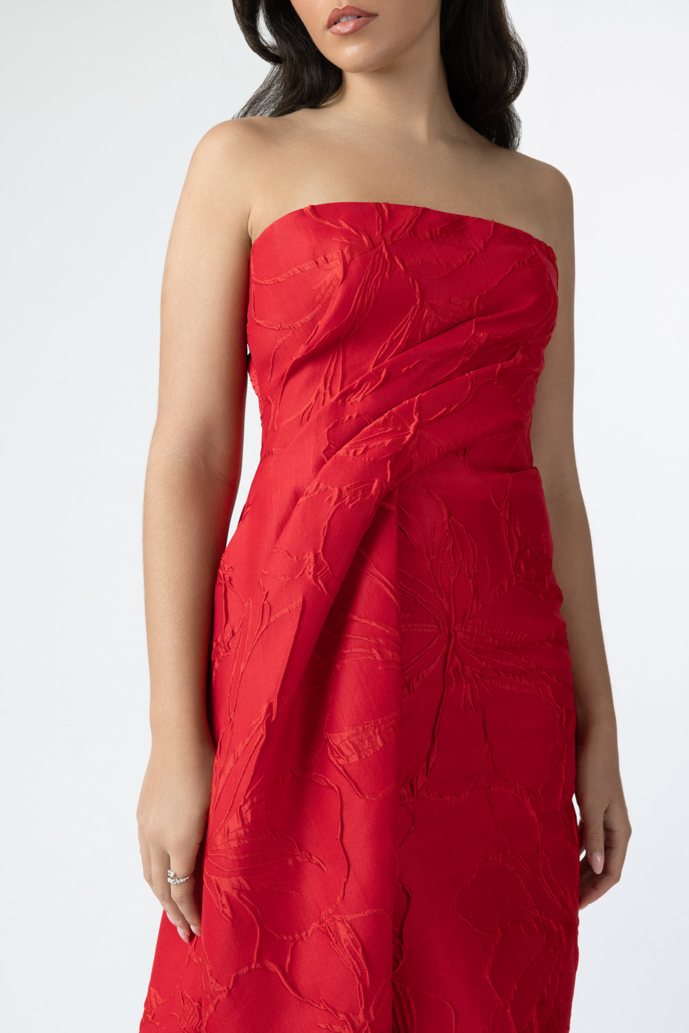  Strapless Drape Train Gown-POPPY-4-CLOTHINGDRESSGOWN-MONIQUE LHUILLIER 