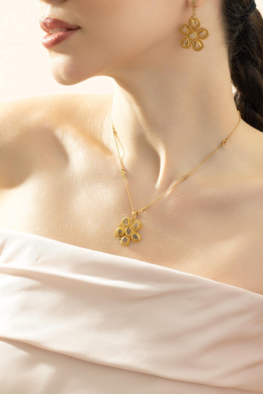 Flower Pendant-YELLOW GOLD-JEWELRYFINE JEWELPENDANT-COOMI