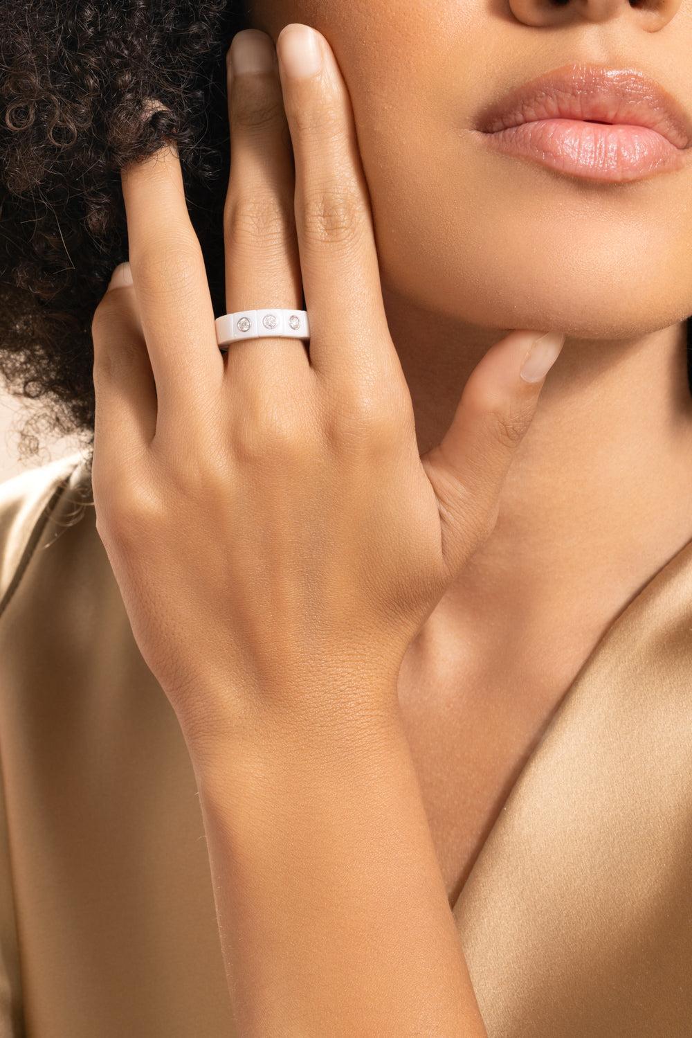 Three Diamond White Scacco Stretch Ring-WHITE GOLD-6.5-JEWELRYFINE JEWELRING-ROBERTO DEMEGLIO