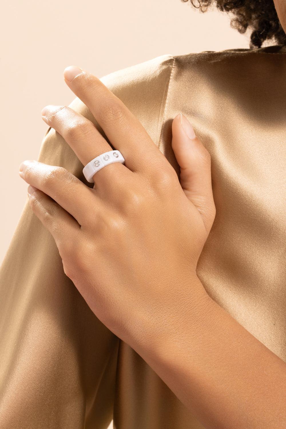 Three Diamond White Scacco Stretch Ring-WHITE GOLD-6.5-JEWELRYFINE JEWELRING-ROBERTO DEMEGLIO