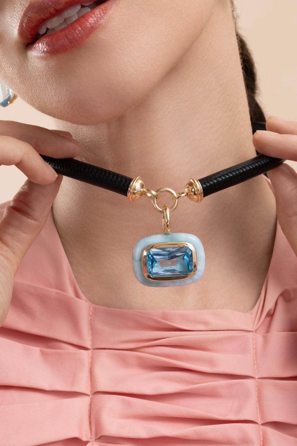 Blue Topaz Large Floret Pendant-YELLOW GOLD-JEWELRYFINE JEWELPENDANT-MASON & BOOKS