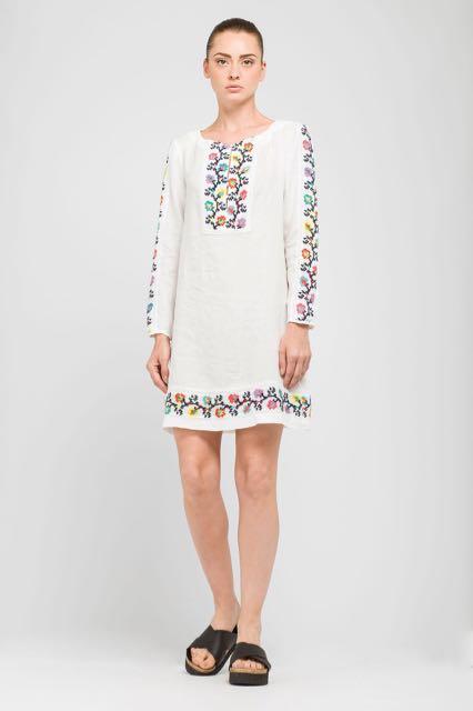 120% LINO-Linen Floral Embroidered Dress-
